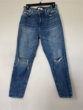 Forever 21 Women’s Medium Wash Mom Jeans Knee Rips Size 28 Slim/Straight Denim